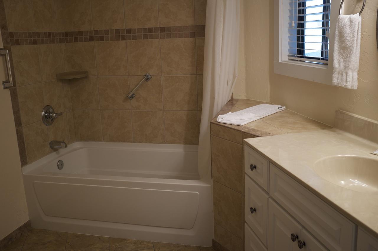 Peppertree Maggie Valley Aparthotel Екстериор снимка