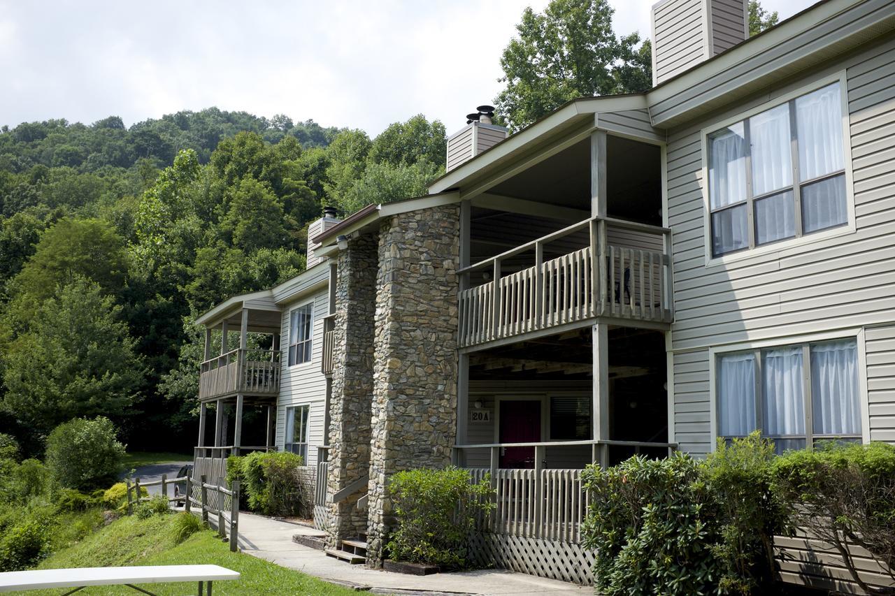 Peppertree Maggie Valley Aparthotel Екстериор снимка