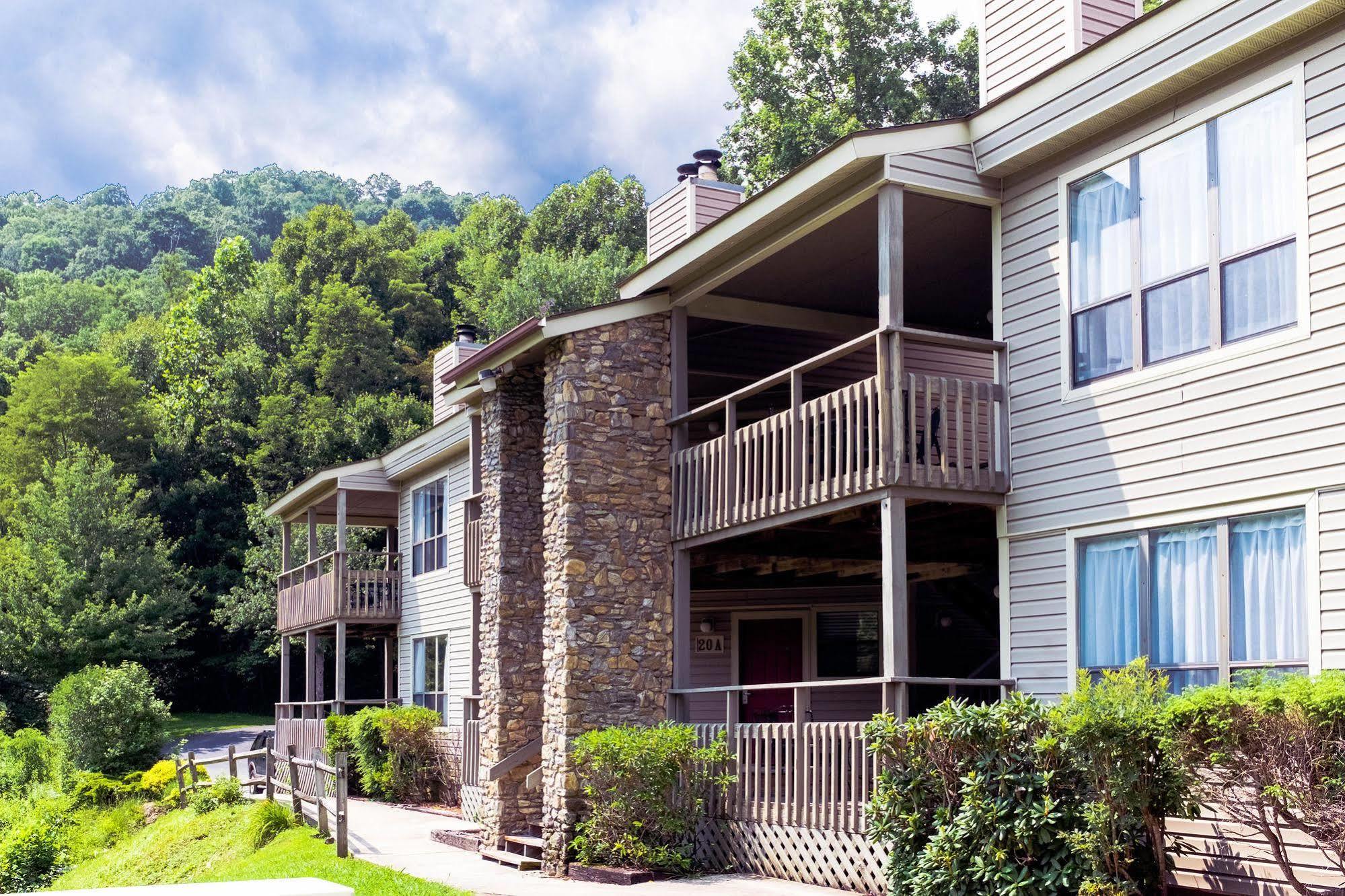 Peppertree Maggie Valley Aparthotel Екстериор снимка