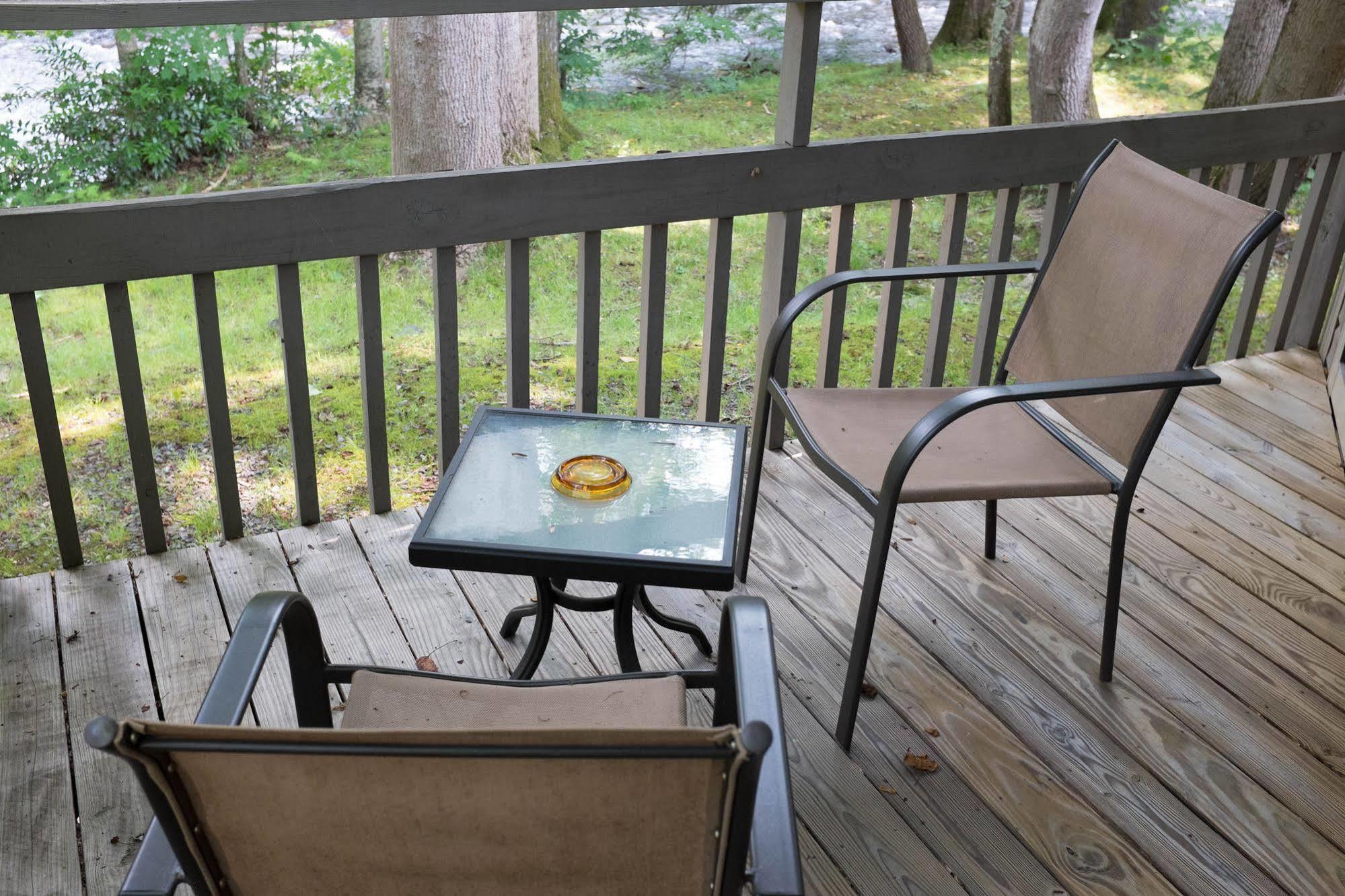 Peppertree Maggie Valley Aparthotel Екстериор снимка